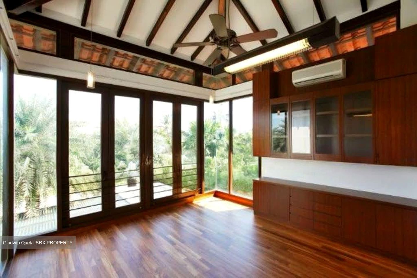 Ocean Drive (D4), Detached #555321241